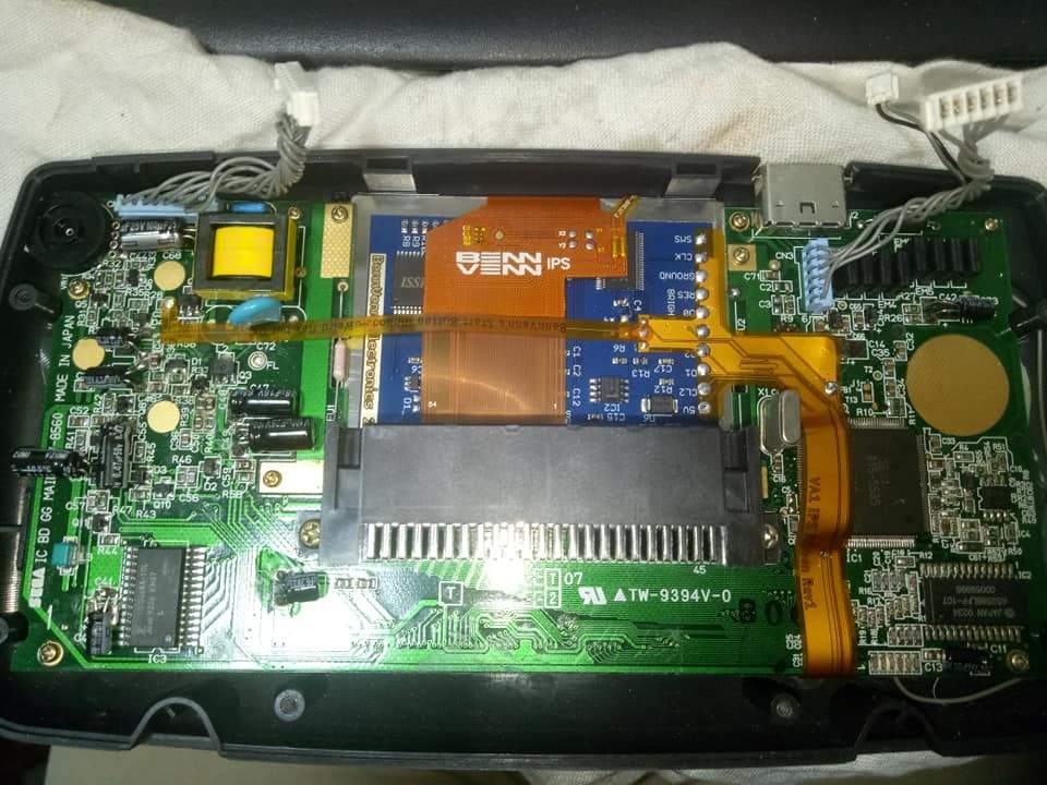 Enhanced IPS LCD Upgrade Mod Kit for Sega Game Gear VA0/VA1 - No Wires Install Flex by BennVenn
